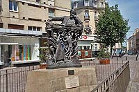 Памятник Клоду Дебюсси