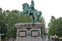 Памятник Наполеону