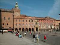 Palazzo d'Accursio (piazza Maggiore)