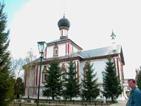 Церковь Ново-Голутвинского монастыря