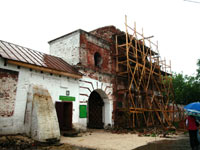 стены Спасского монастыря