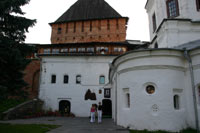 Церковь Покрова, Покровская башня, ресторан Детинец